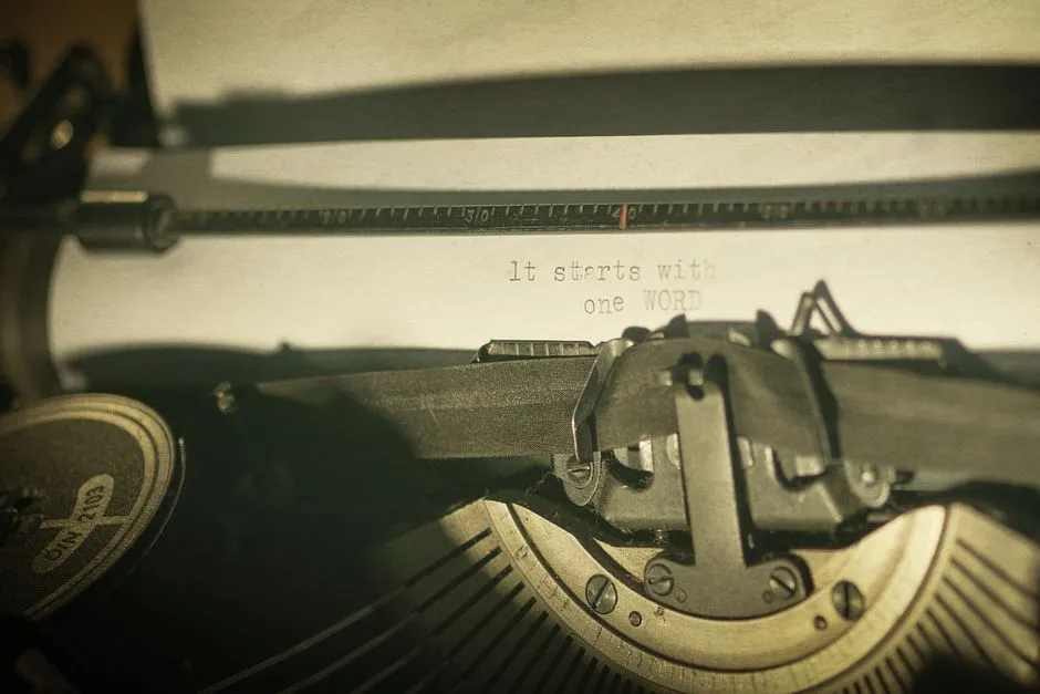 How to Self-Publish a Book: 10 Steps From Draft to Launch